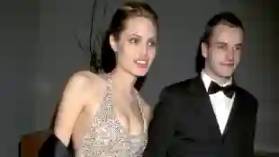 Angelina Jolie Jonny Lee Miller