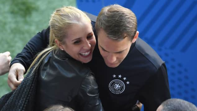 Nina Weiss: Sie ist die Frau an Manuel Neuers Seite