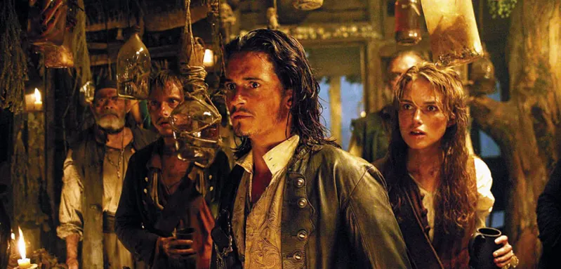 Szene aus „Fluch der Karibik“ mit Orlando Bloom und Keira Knightley