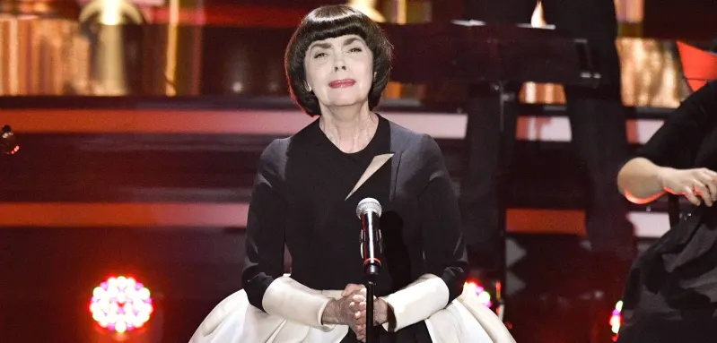 Mireille Mathieu auf der Bühne