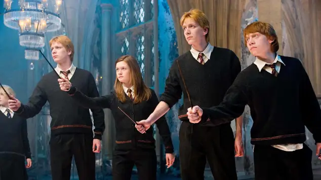 „Fred“, „Ginny“, „George“ und „Ron Weasley“