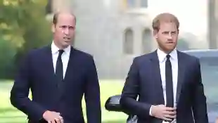 Prinz William und Prinz Harry laufen nebeneinander