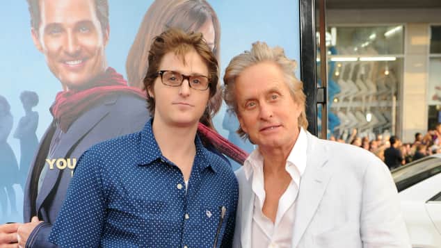 Kirk Douglas Susses Foto Mit Urenkelin