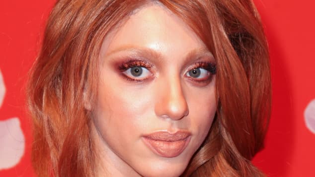 Boris Becker Holla Die Waldfee Tochter Anna Geizt Nicht Mit Ihren Reizen Bunte De