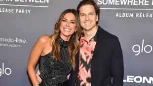 Jana Azizi Freund Johann Ackermann