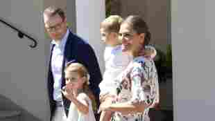 Prinzessin Victoria, Prinz Daniel, Prinzessin Estelle und Prinz Oscar am Victoriatag in Öland am 14. Juli 2019