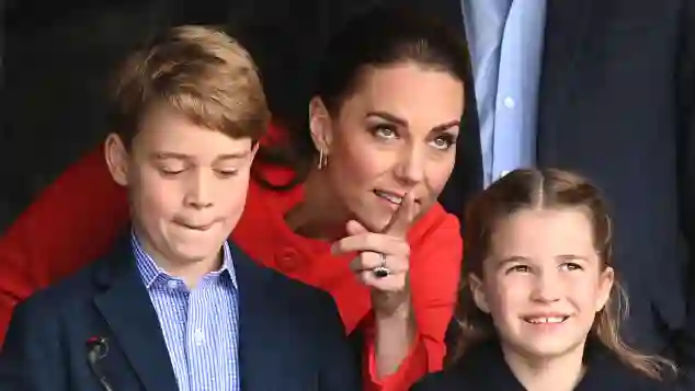 Herzogin Kate mit Prinz George und Prinzessin Charlotte bei den Feierlichkeiten zum Thronjubiläum der Queen