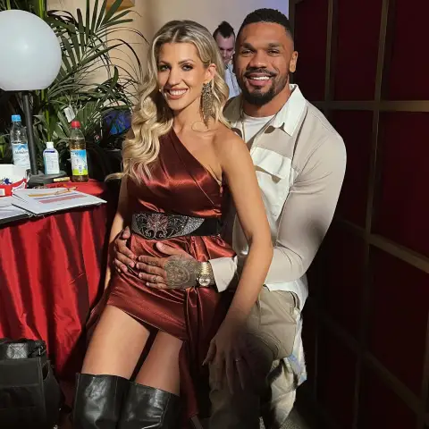 sarah harrison schwanger