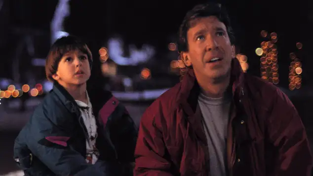 Eric Lloyd und Tim Allen in „Santa Clause“