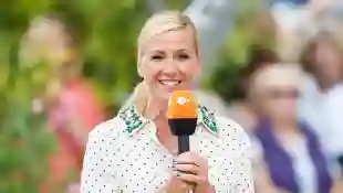 Andrea Kiewel beim „ZDF Fernsehgarten“ am 24. Juni 2018