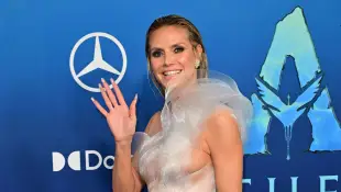 Heidi Klum bei einer Veranstaltung Mitte Dezember 2022 im rosafarbenen Kleid