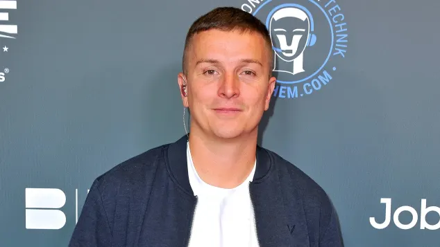 Aaron Troschke