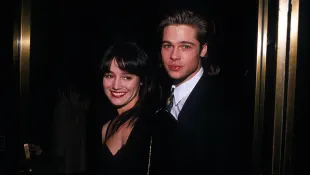 Jill Schoelen und Brad Pitt