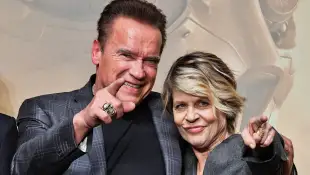 Arnold Schwarzenegger und Linda Hamilton 