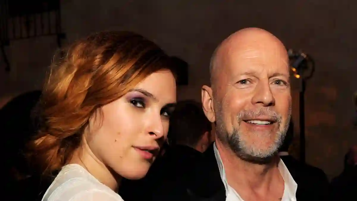 Rumer Willis und ihr Vater Bruce posieren zusammen für ein Foto im März 2013.