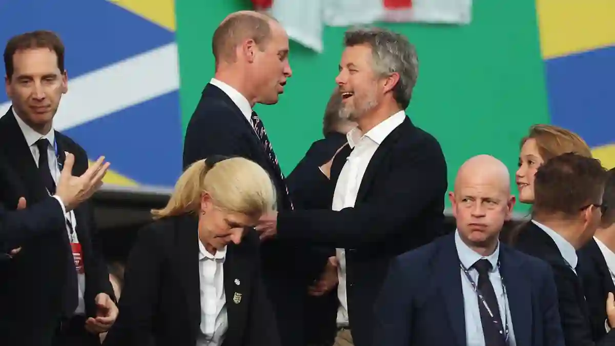 Prinz William und König Frederik beim EM-Spiel England gegen Dänemark 2024