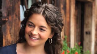 Ronja Forcher Spricht Uber Bergdoktor Dreh Wahrend Corona