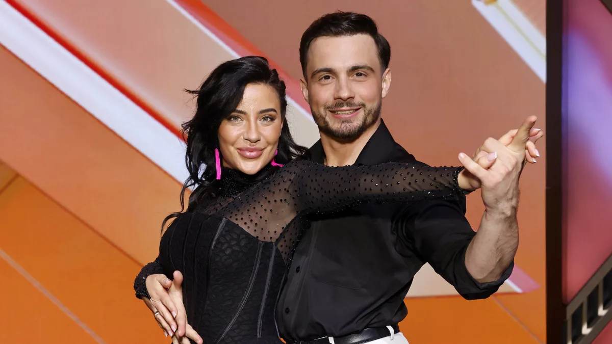 Leyla Lahouar und Profitänzer Sergiu Maruster