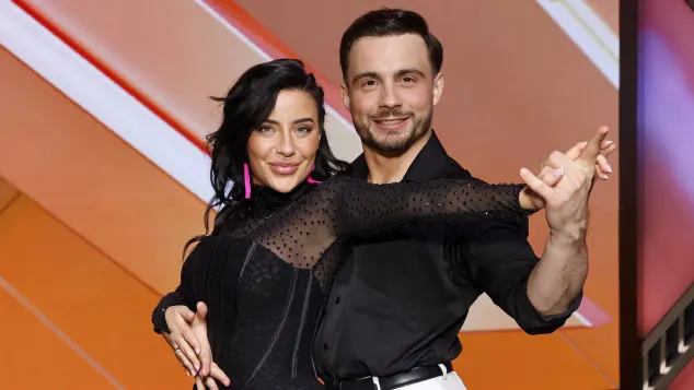  Leyla Lahouar und Profitänzer Sergiu Maruster 
