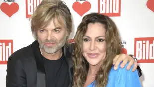 DJ Nicolino und Simone Thomalla zusammen bei einem Event im Dezember 2022