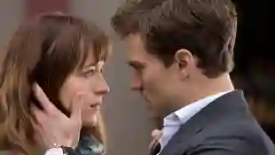 Dakota Johnson und Jamie Dornan in „Shades of Grey“