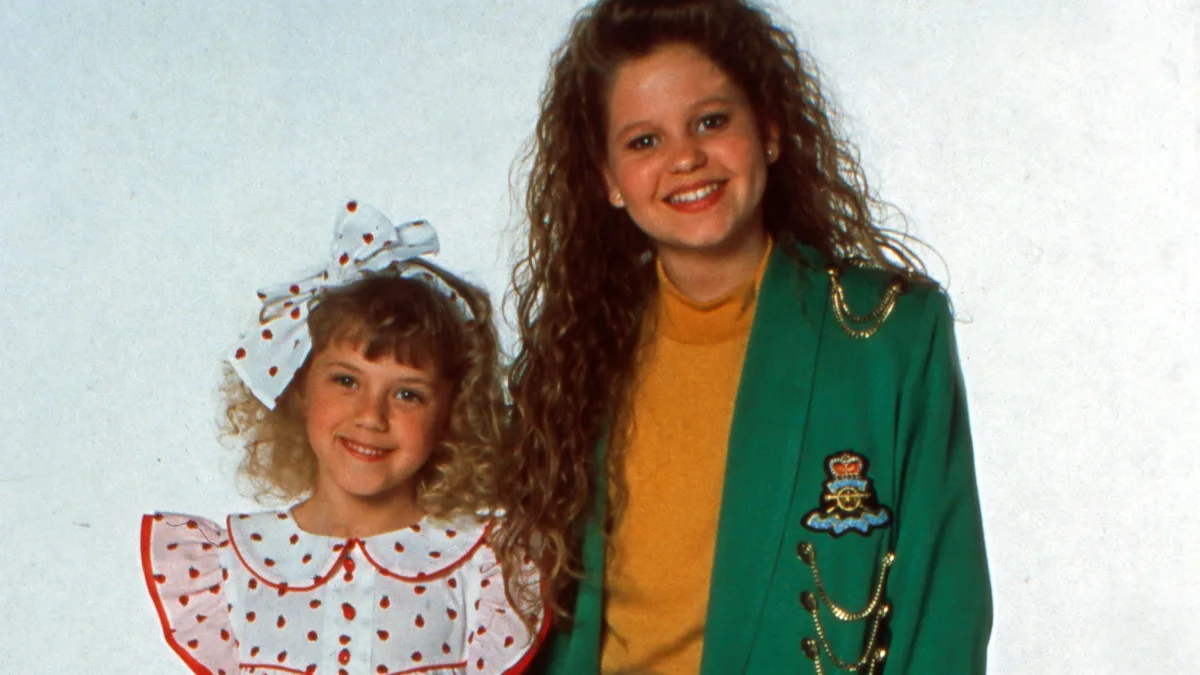 Candace Cameron Bure, Mary Kate Olsen und Jodie Sweetin spielten die drei jungen Töchter in „Full House“ 1988