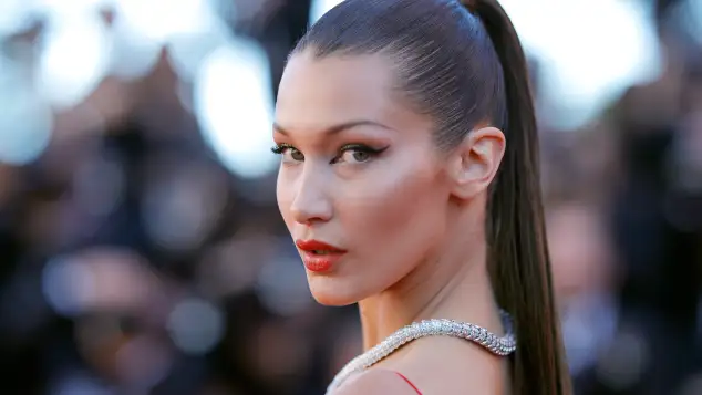 Bella Hadid 