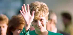 Lady Diana am Flughafen von Paris am 13. November 1992