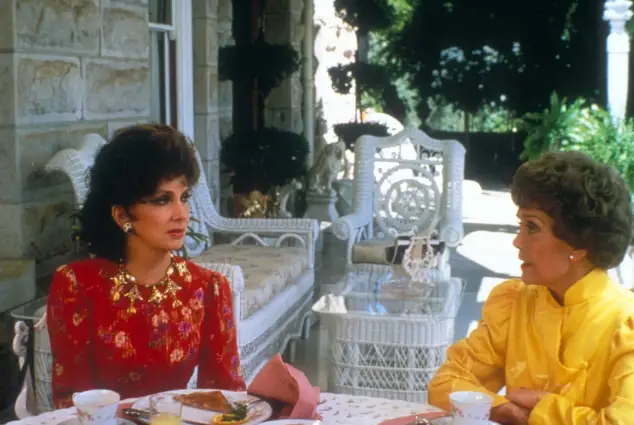„Falcon Crest“