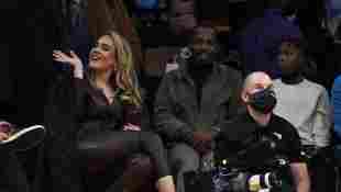 Adele und Rich Paul beim NBA-Spiel der Los Angeles Lakers gegen die Golden State Warriors am 19. Oktober 2021