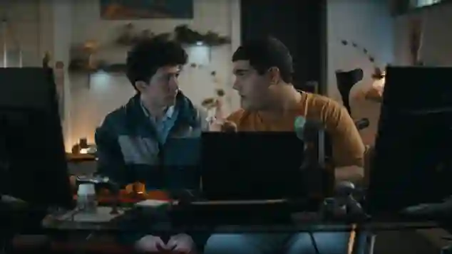 „How to Sell Drugs Online (Fast)“