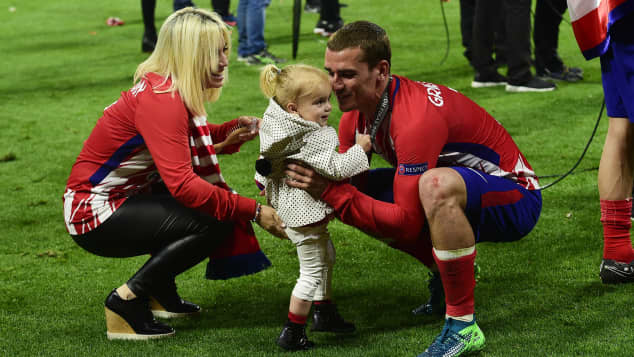 Frankreich Sturmer Antoine Griezmann Das Ist Seine Susse Familie