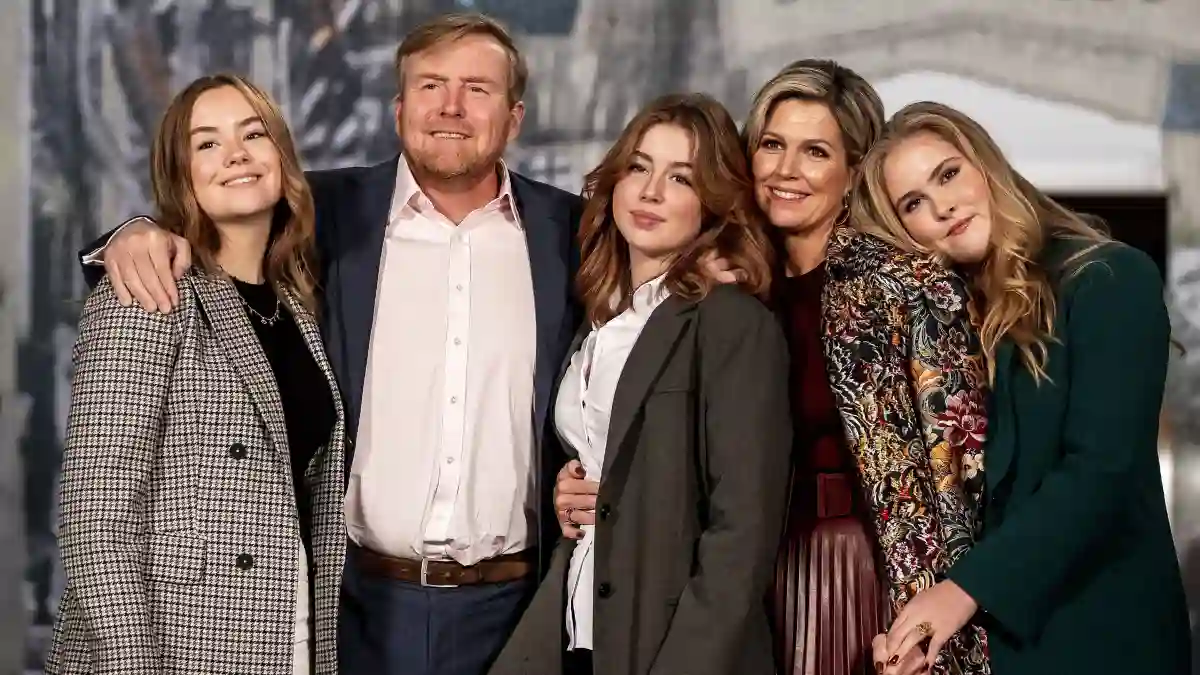 König Willem-Alexander und Königin Máxima mit ihren Töchtern Ariane, Alexia und Amalia