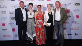 In aller Freundschaft Cast Thomas Rühmann Katharina Nesytowa Sanam Afrashteh Andrea Kathrin Loewig Sven Sund