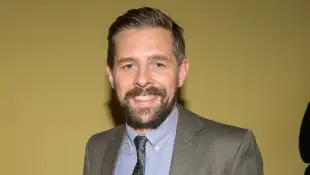 Klaas Heufer-Umlauf auf dem roten Teppich zur Preisverleihung der Deutsche Akademie für Fernsehen am 16. November 2019