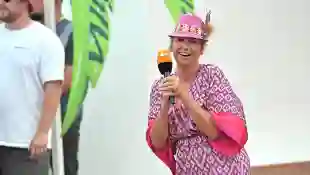 Andrea Kiewel im „ZDF Fernsehgarten“ am 31. Juli 2022