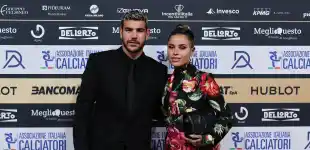 Theo Hernandez Zoe Cristofoli Fußball WM