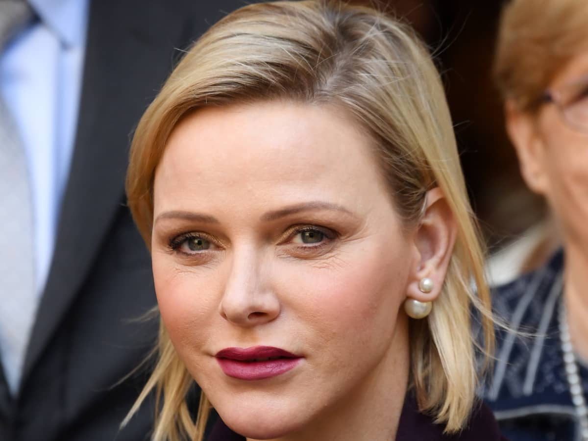 Furstin Charlene Uberrascht Wieder Mit Neuer Frisur