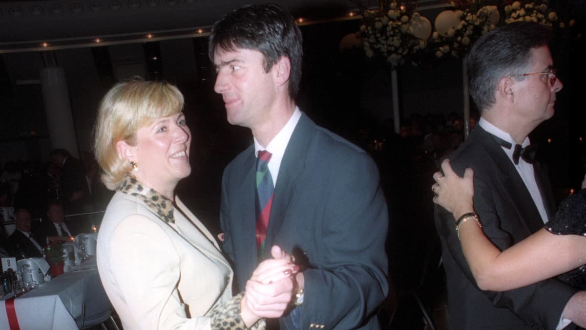 jogi low und seine frau daniela so sahen sie vor 20 jahren aus