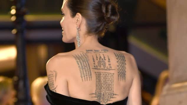 Angelina Jolie Das Bedeuten Ihre Tattoos