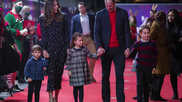 photo Prinz George Kurze Hosen prinz louis ist erster royal der so