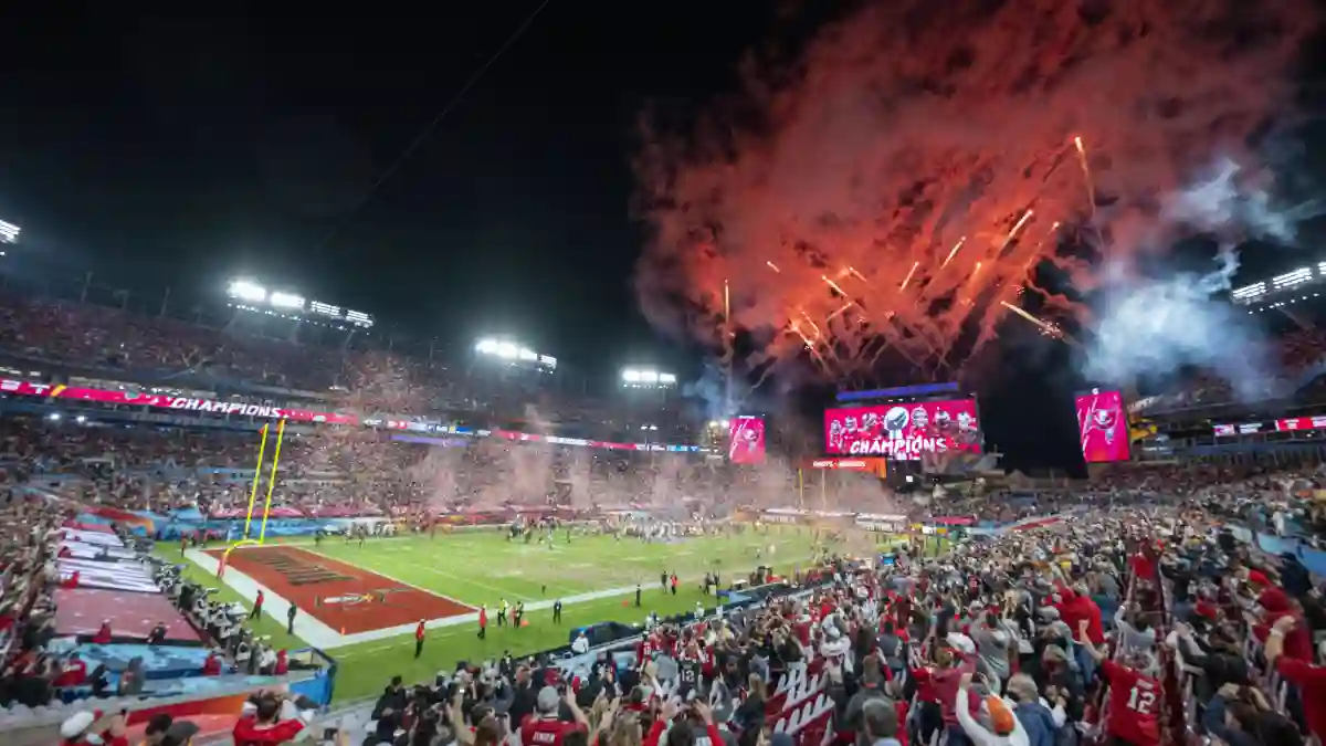 Die Fans der Tampa Bay Buccaneers feiern den Sieg im Super Bowl LV 2021