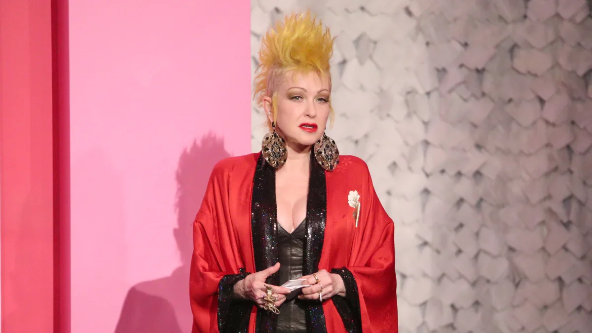 cyndi lauper; cyndi lauper billboard music awards