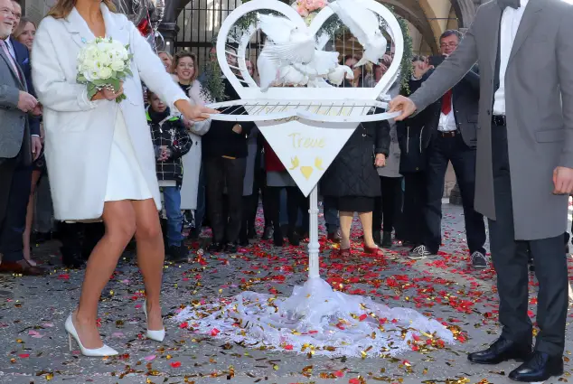 laura wontorra brautkleid