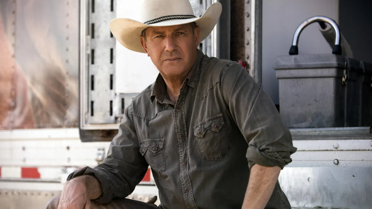 Kevin Costner spielt die Hauptrolle des Patriarchen "John Dutton" in "Yellowstone".