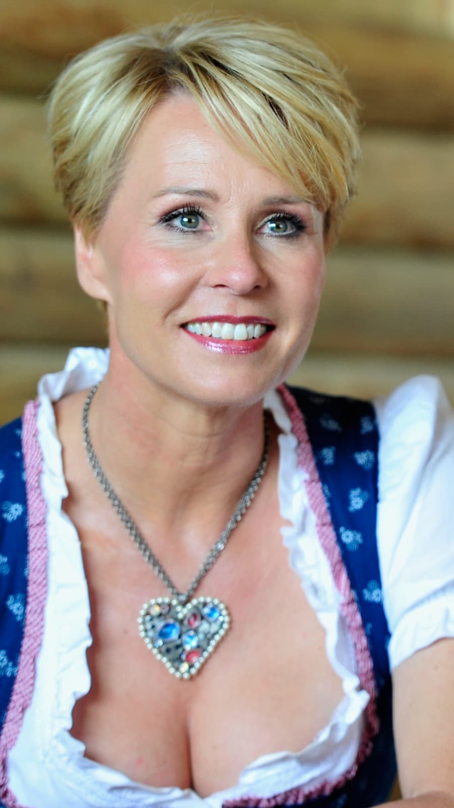 Sonja Zietlow mit XXL-Ausschnitt