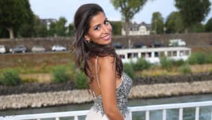 Schon so groß! Eva Benetatou präsentiert ihren Babybauch