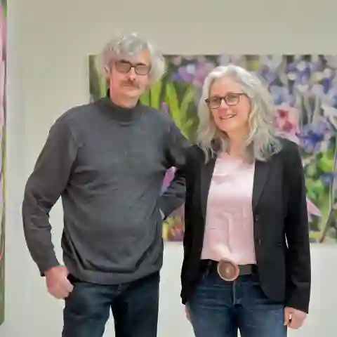 Ralf Dammasch und Nicole Peters bei einer Ausstellung 2023