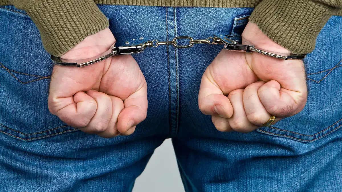 Handschellen c ErwinWodicka und photo photos foto fotos mit in im eines einer einem eineneine