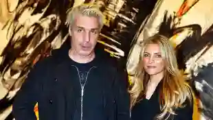 Till Lindemann und Sophia Thomalla posieren im Jahr 2013 nebeneinander, als sie noch ein Paar waren